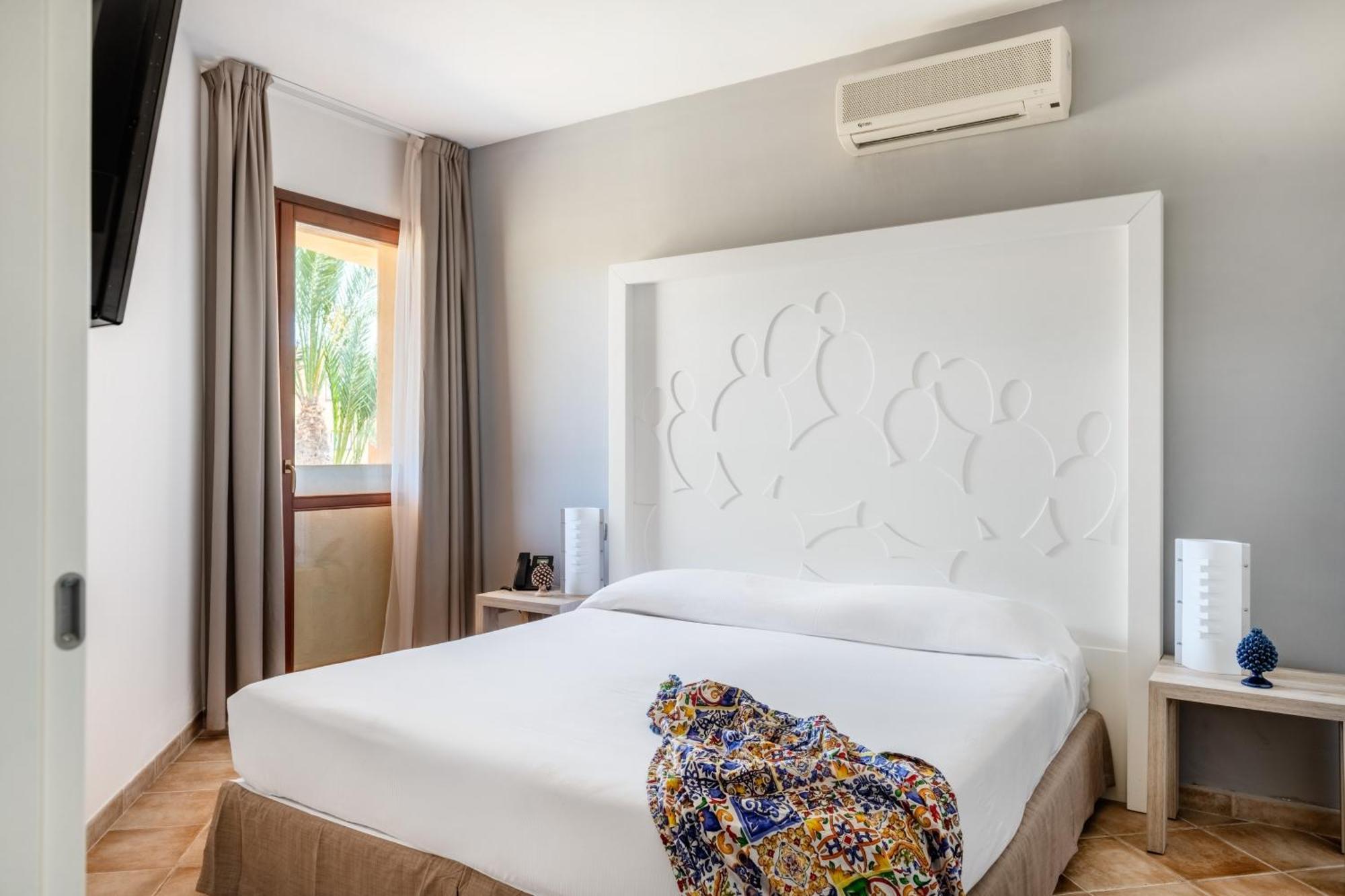 Voi Arenella Resort Luaran gambar