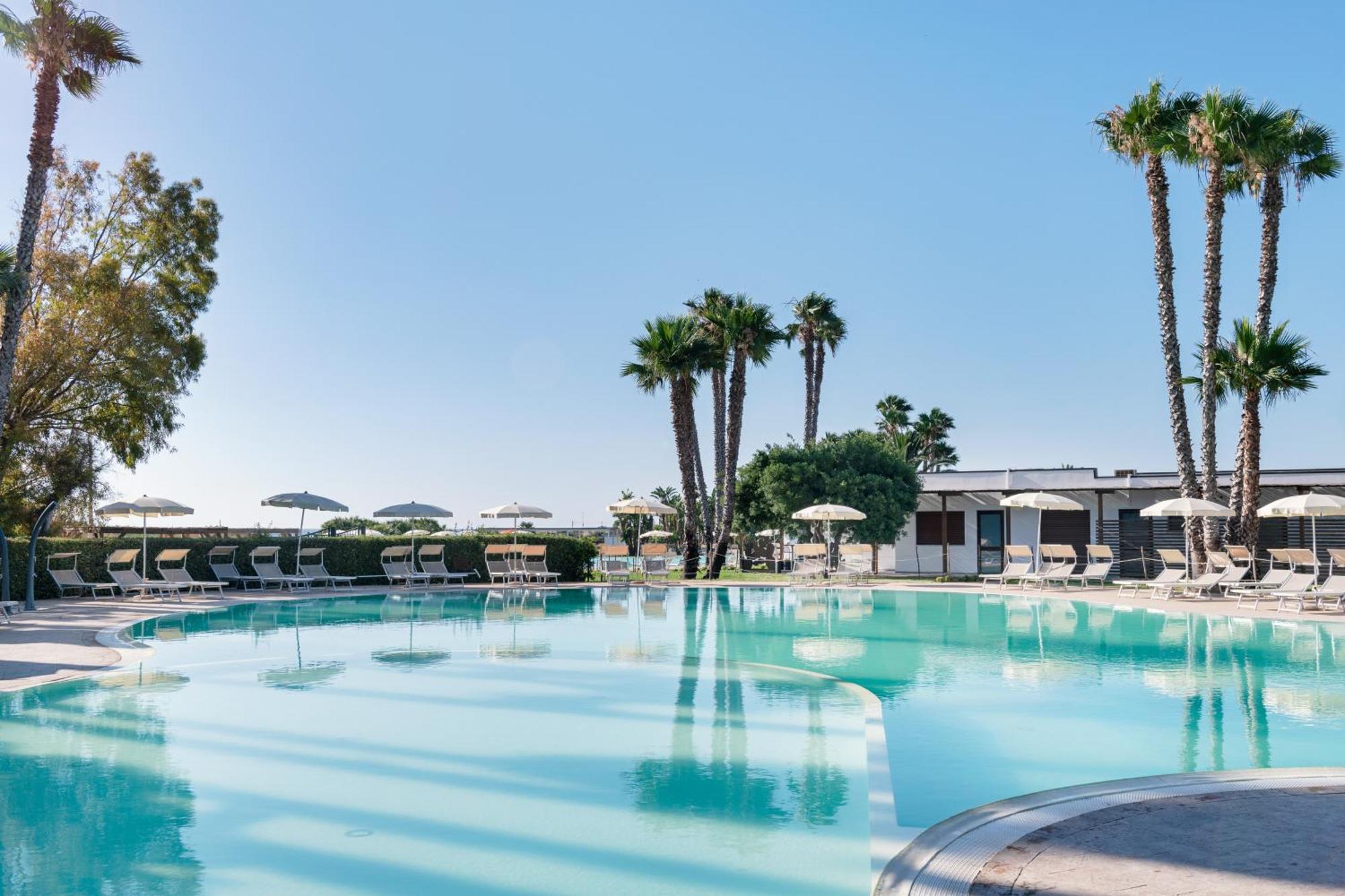Voi Arenella Resort Luaran gambar